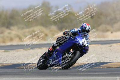media/Apr-19-2025-CVMA (Sat) [[586b59ad56]]/Race 4-Formula Middleweight/